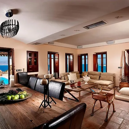 Tower Naxos Island * Плака